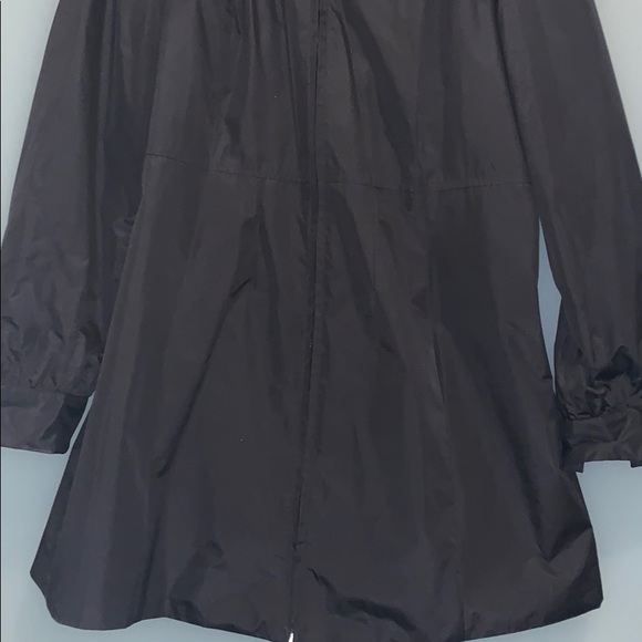 Fall Jacket/Rain jacket - Picture 3 of 5